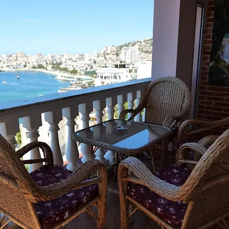 Crystal Lägenhet Sarandë