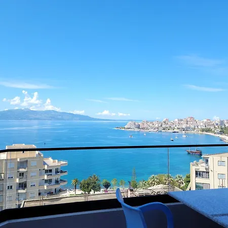 Crystal Apartment *