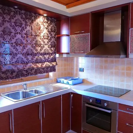 Crystal Апартаменты *