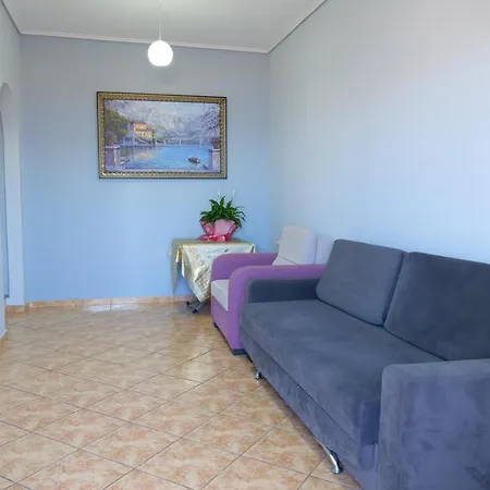 Crystal Apartment Sarande