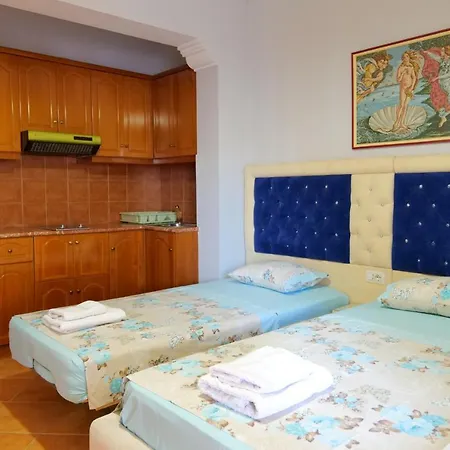 Апартаменты Crystal Саранда