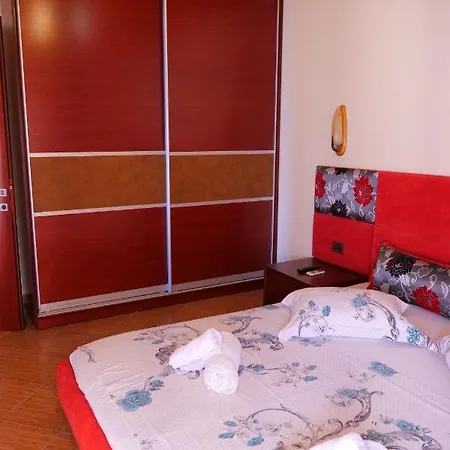 Апартаменты Crystal *